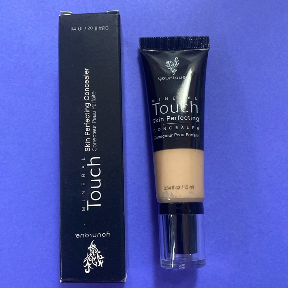 Younique Mineral Touch Skin Perfecting Concealer New in the Box Scarlet